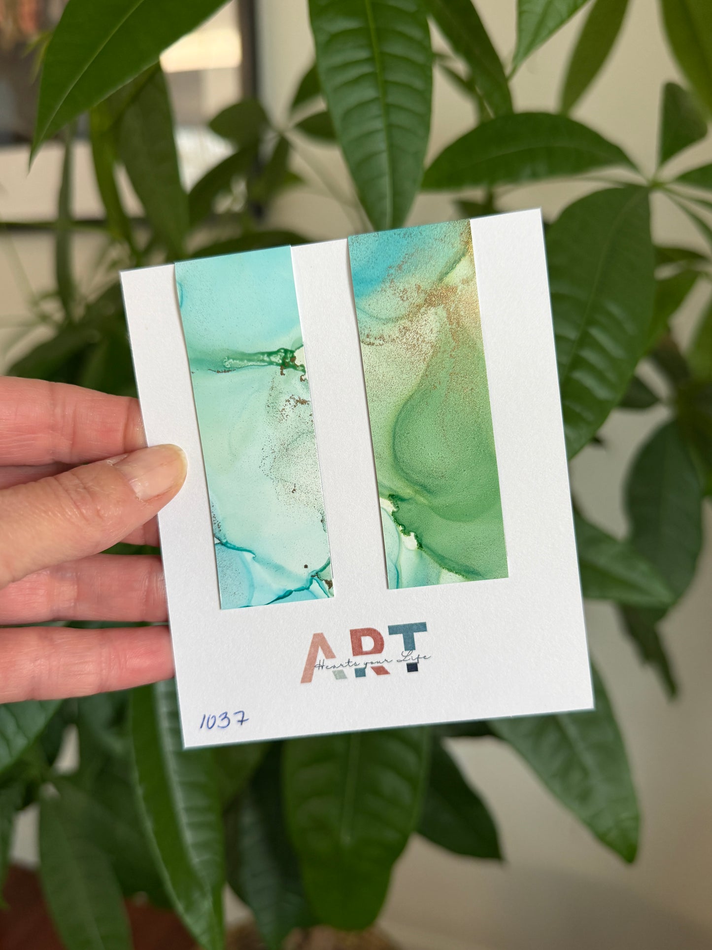 Magnetic Bookmark - 1037