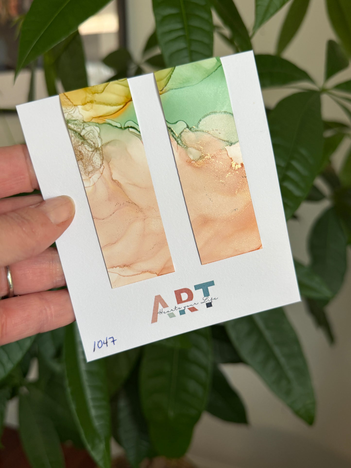 Magnetic Bookmark - 1047