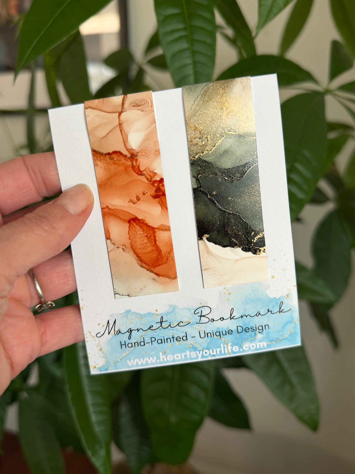 Magnetic Bookmark - 1050