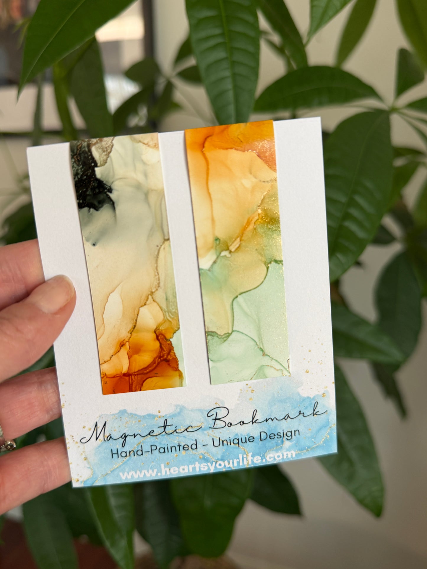 Magnetic Bookmark - 1057